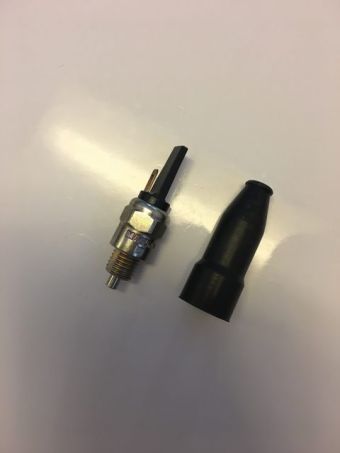 0550860 SWITCH - 1 POLE - M8 - 558.32F